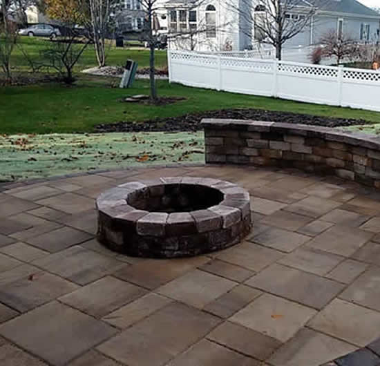Professional Patio and Walkway Installation Services Chester Springs, Glenmoore, Exton, Downingtown. Offering Lawn Care & Landscape Services for Chester Springs, Eagleview and Exton Pennsylvania